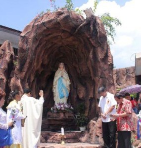 Roring Hadiri Pesta Pelindung Santo Joseph Pekerja